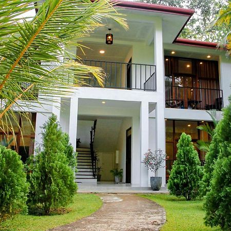 Manike Lodge Habarana Dış mekan fotoğraf