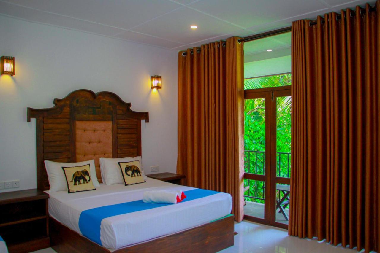Manike Lodge Habarana Dış mekan fotoğraf