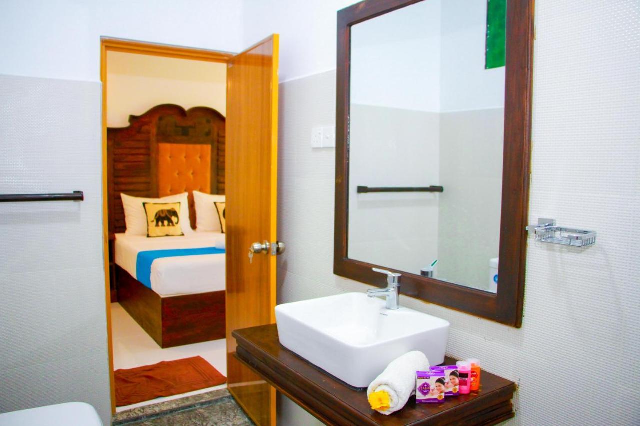 Manike Lodge Habarana Dış mekan fotoğraf